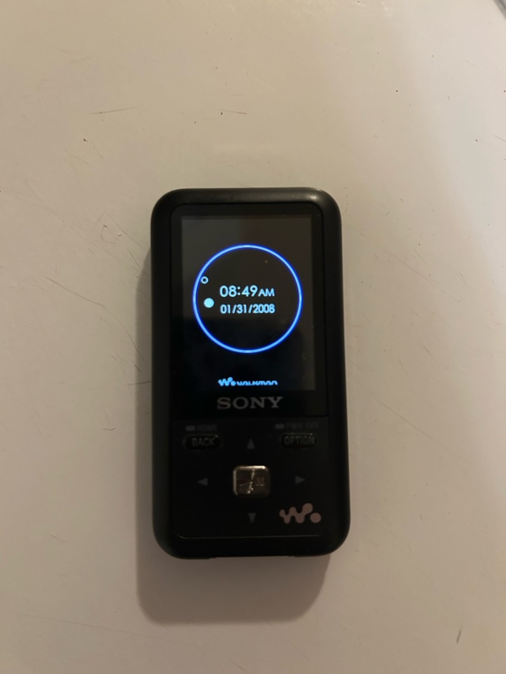 BLACK Sony Digital Media Player NWZ-S615F Walkman - WORKING-